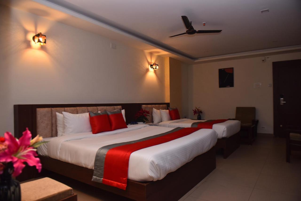 M R Residency Dharwad. Leilighet Eksteriør bilde