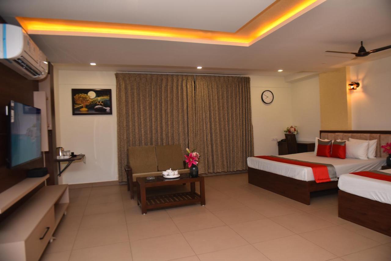 M R Residency Dharwad. Leilighet Eksteriør bilde