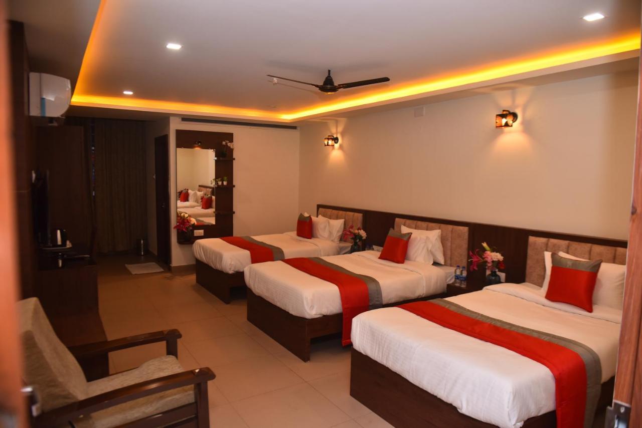 M R Residency Dharwad. Leilighet Eksteriør bilde