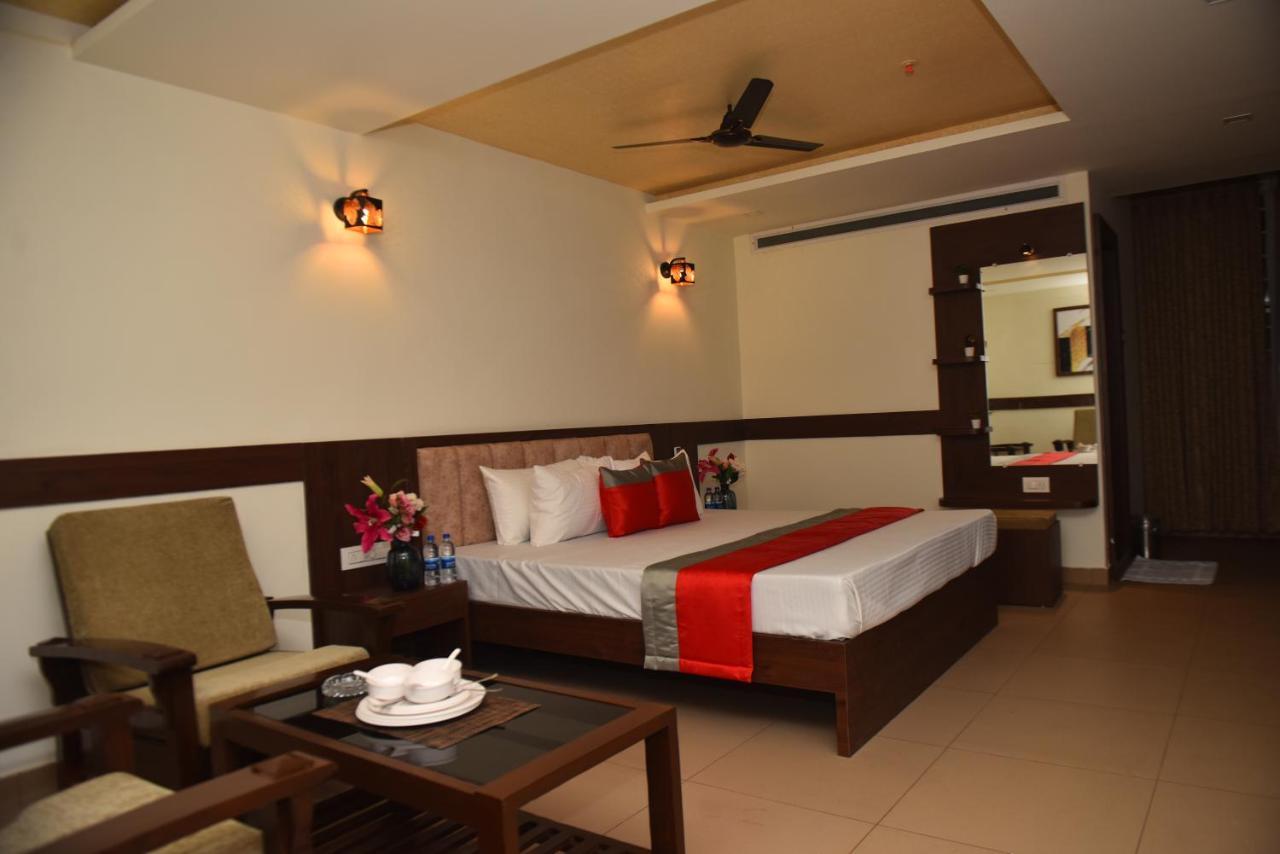 M R Residency Dharwad. Leilighet Eksteriør bilde