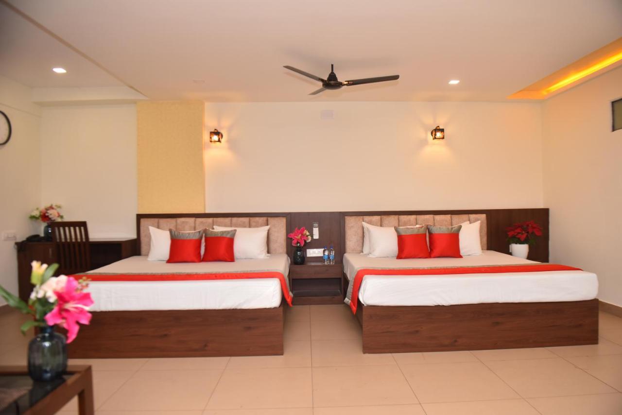 M R Residency Dharwad. Leilighet Eksteriør bilde