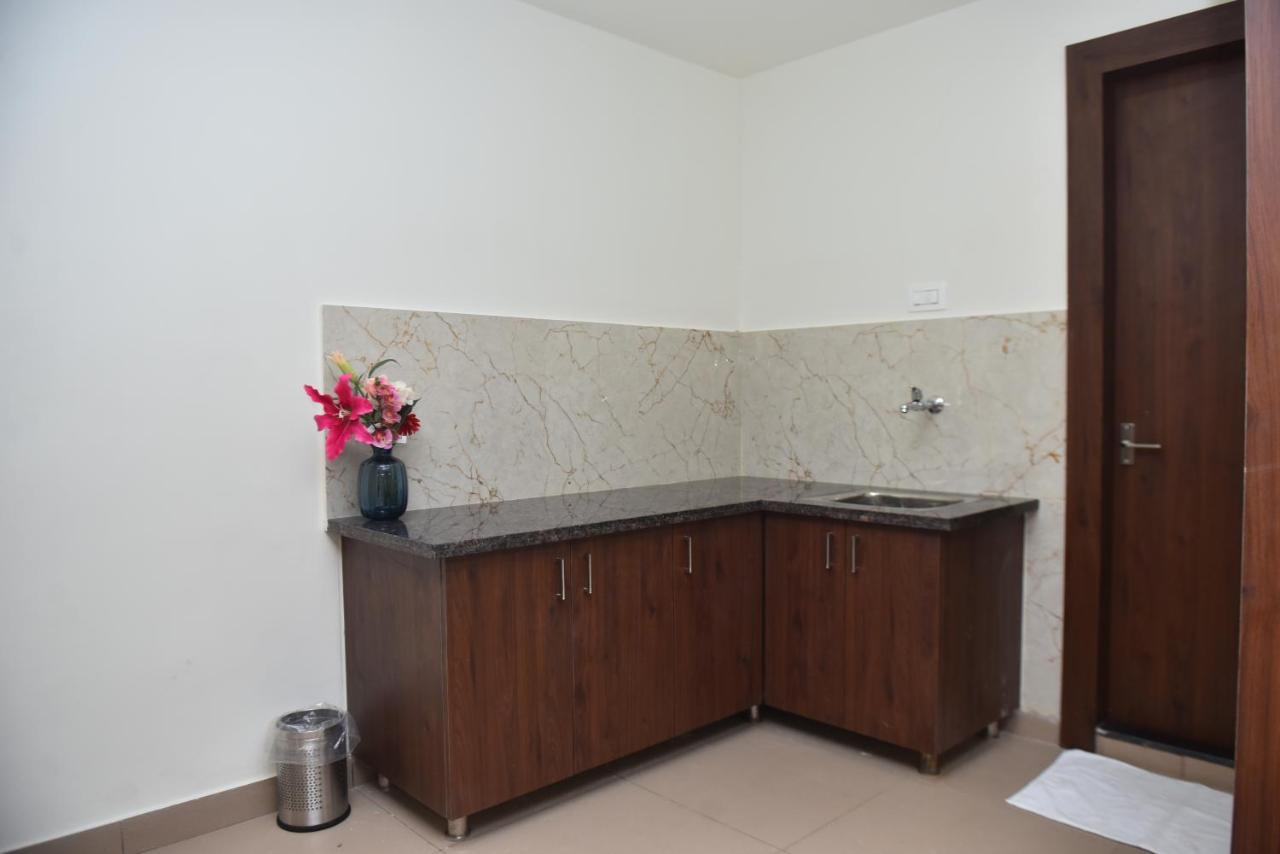 M R Residency Dharwad. Leilighet Eksteriør bilde