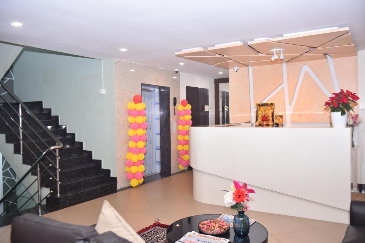 M R Residency Dharwad. Leilighet Eksteriør bilde