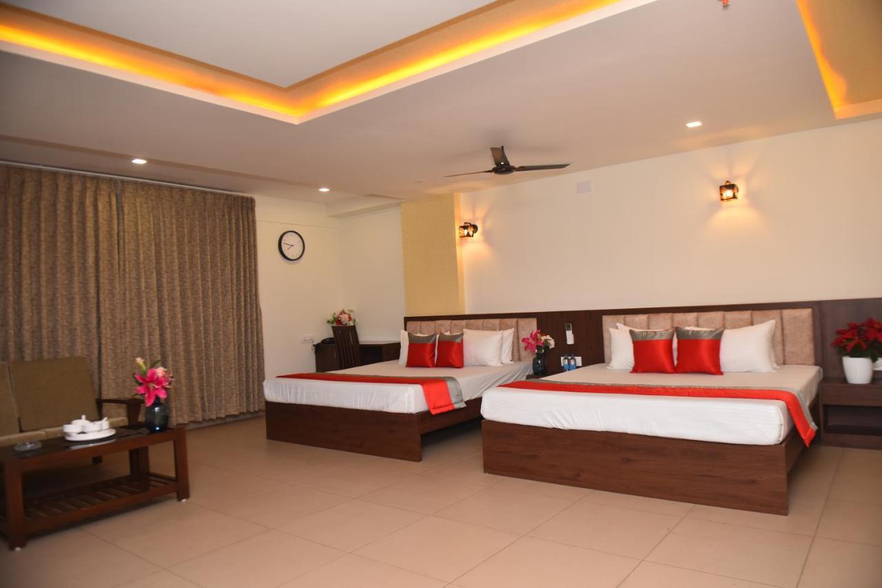 M R Residency Dharwad. Leilighet Eksteriør bilde