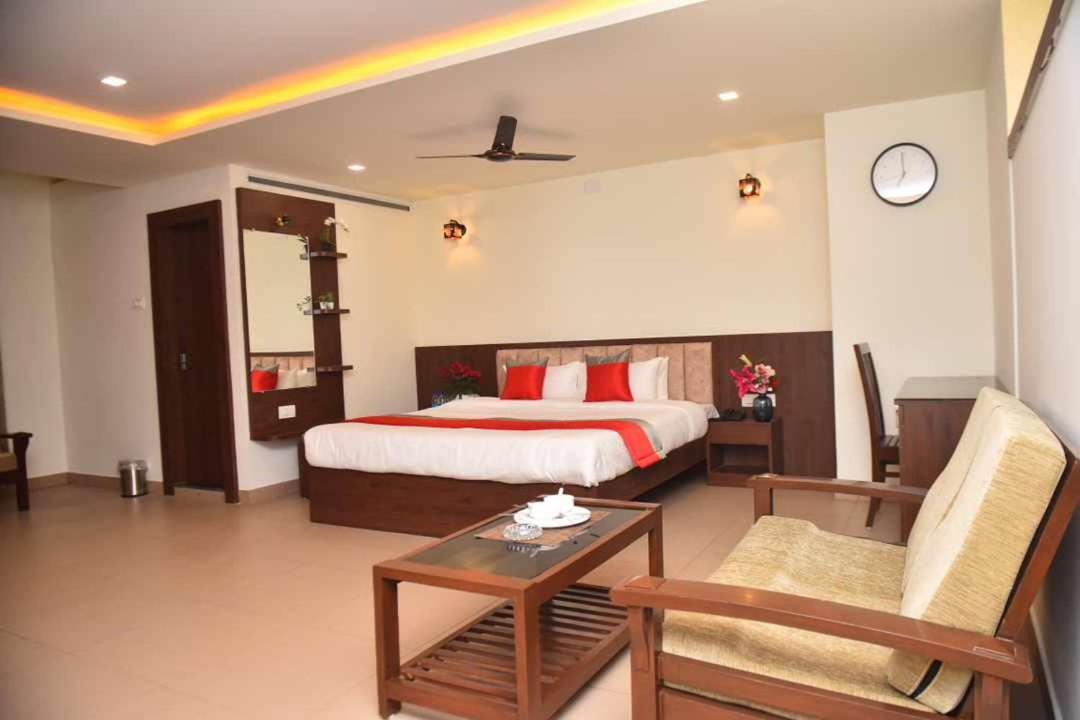 M R Residency Dharwad. Leilighet Eksteriør bilde